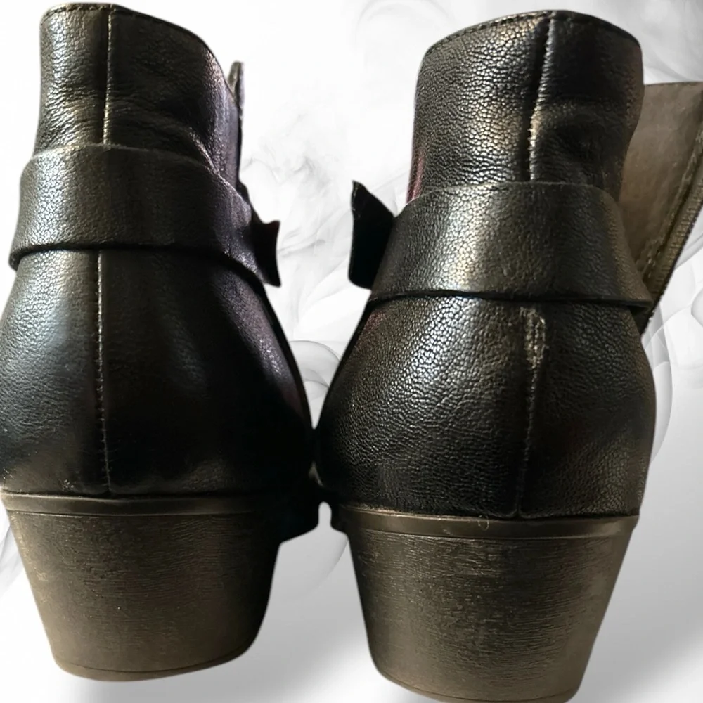 Clarks Boylan Dawn Leather Block Heel Comfort Fall Ankle Boot Black 11 - Picture 9 of 9